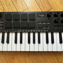 MPK Mini Plus | MIDI Keyboard