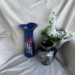 Fine China Japanese Vases Set Of 2