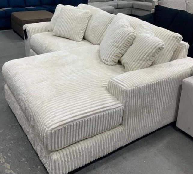 Fog 2-piece LAF Chaise Sectional