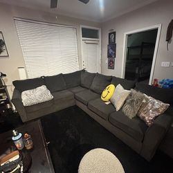 Sectional Couch 