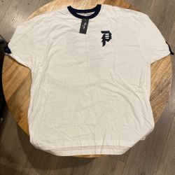 New Primitive White/ Navy Shirt Size XL