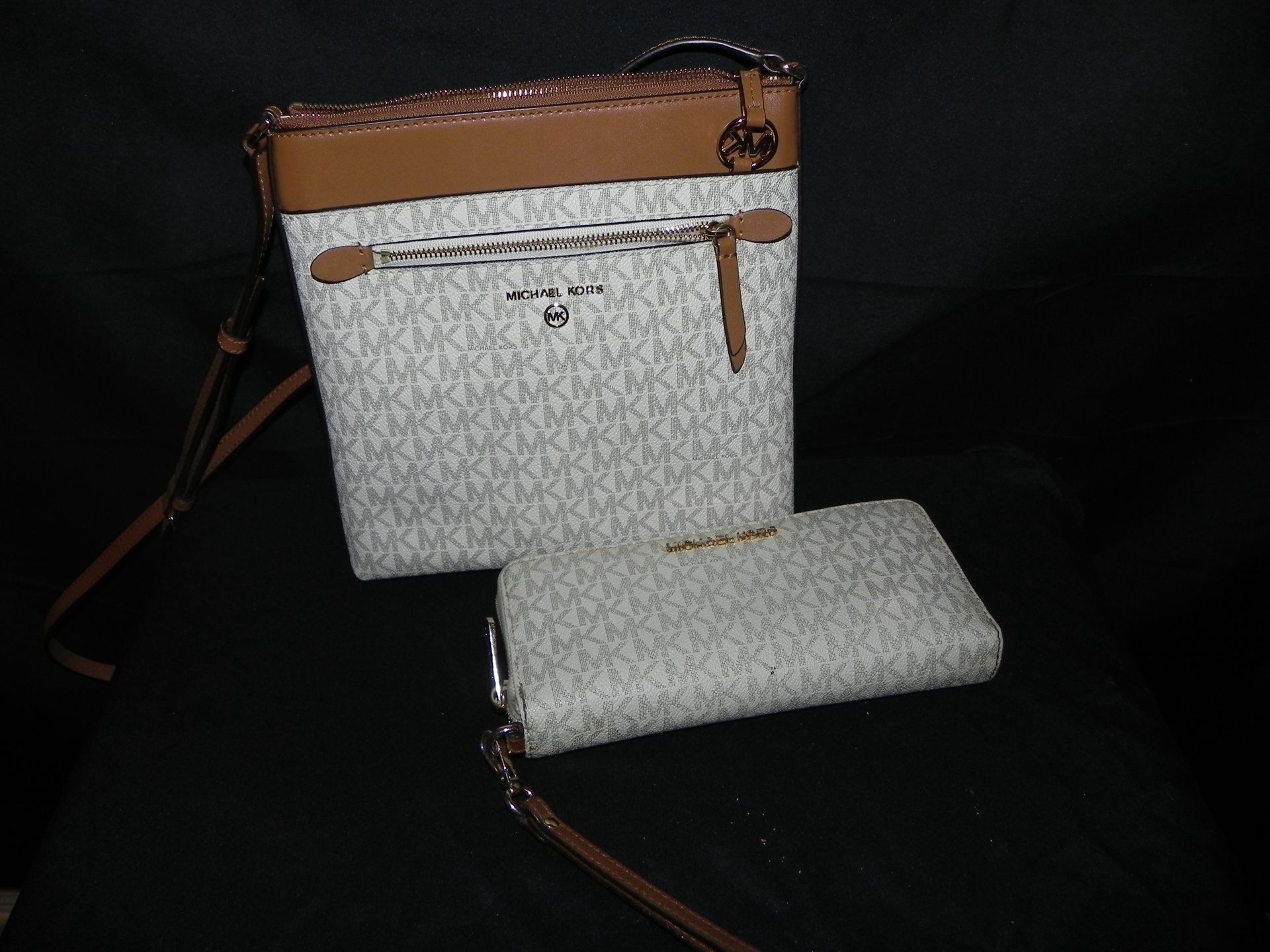 Mk Cross Body Bag & Wallet