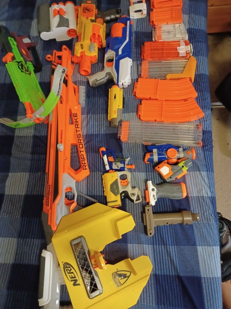 Nerf Gun's And Accessories