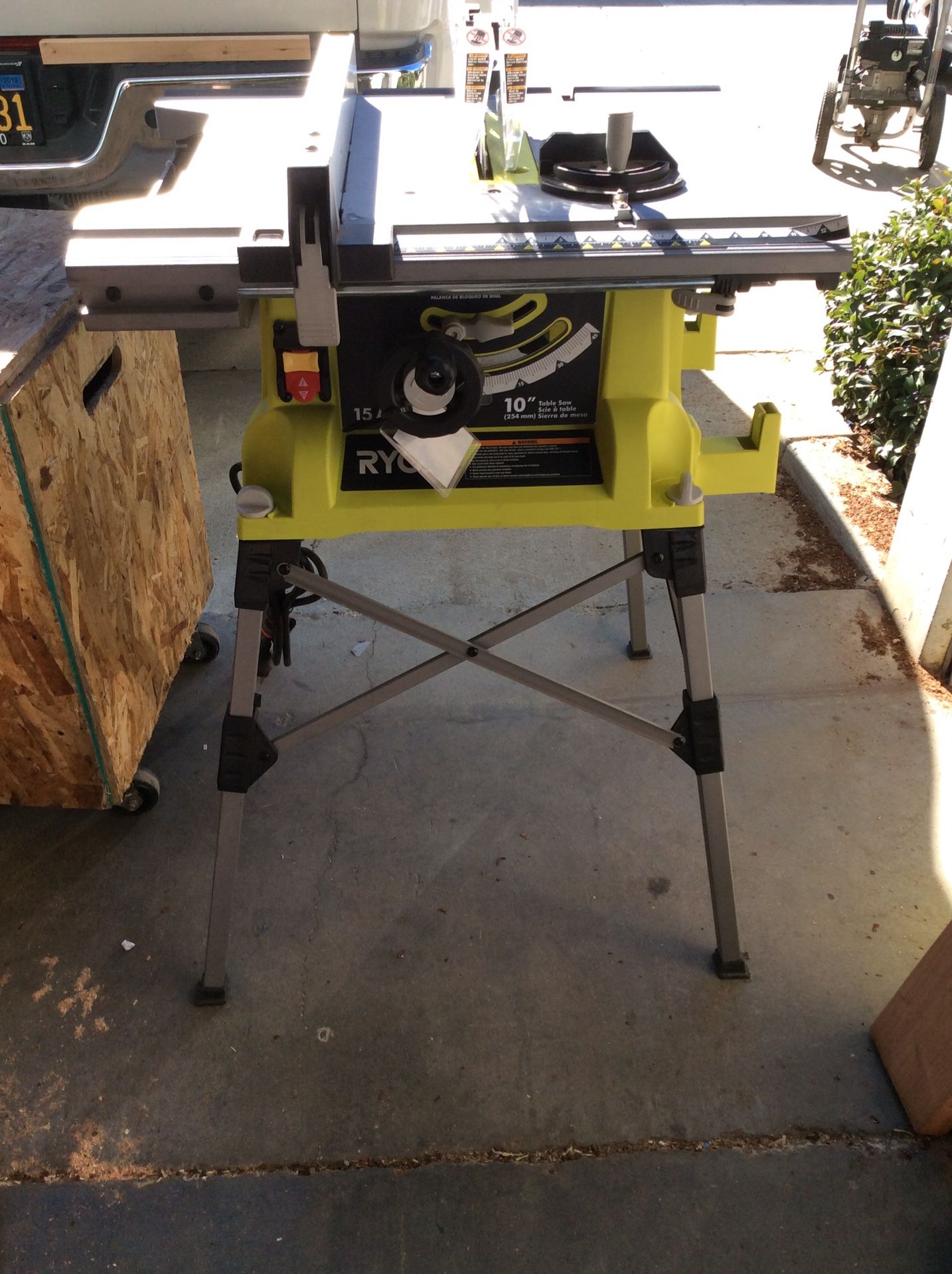 Ryobi RTS21G 10” Table Saw w/collapsible Stand