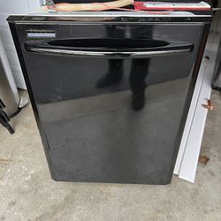 Refrigerator And Dishwasher