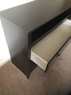 Sears Wooden Tv Stand - 3 Drawers