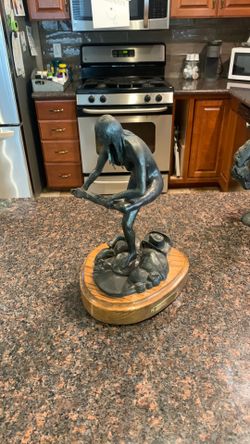 LIDABELLA Wylie bronze sculpture great western piece