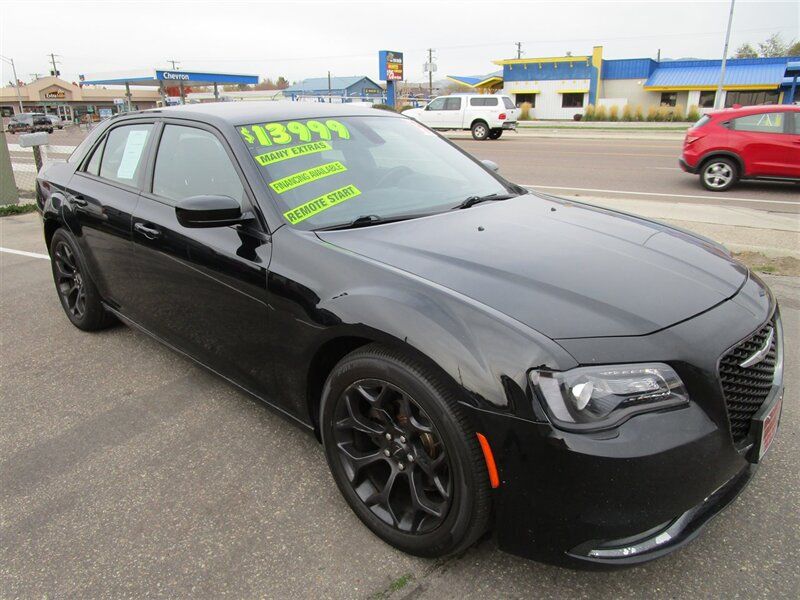 2019 Chrysler 300 S