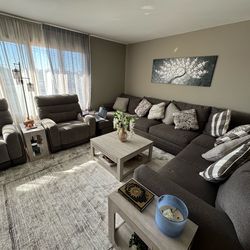 Large sectional sofa from bobs furniture