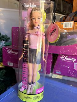 2004 Mattel Barbie Fashion Fever Doll