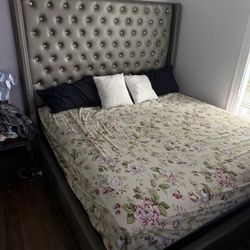California king / Queen bed set