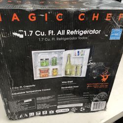 Magic Chef 1.7 cu. ft. Freezerless Mini Fridge in Black