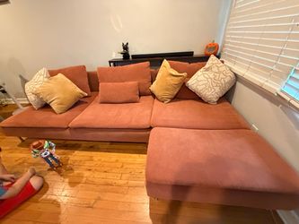 Sectional couch