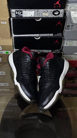 Air Jordan 11 Retro Low lE 'Black Charcoal Red' 2011