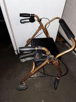 Walker With Seat