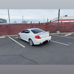 2004 Hyundai Tiburon