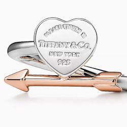 Tiffanys Ring