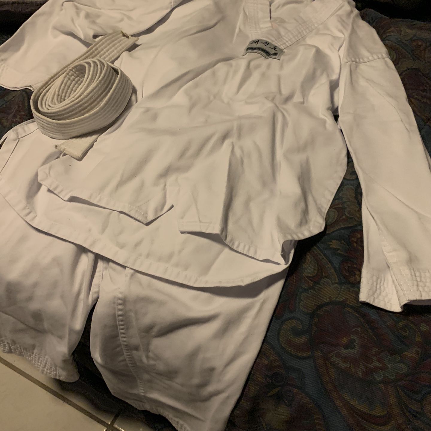 Children Size 2 (M) TRE KWON DO White Uniform
