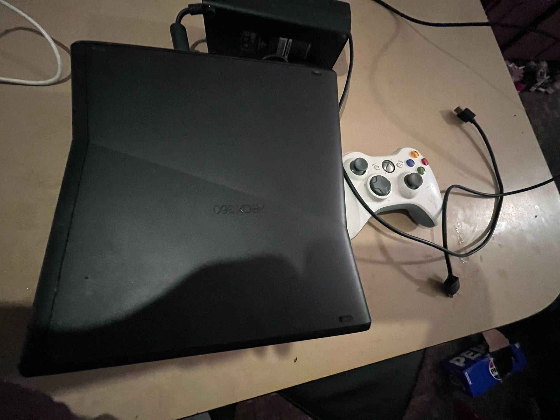 Xbox 360 Slim W Control And Game