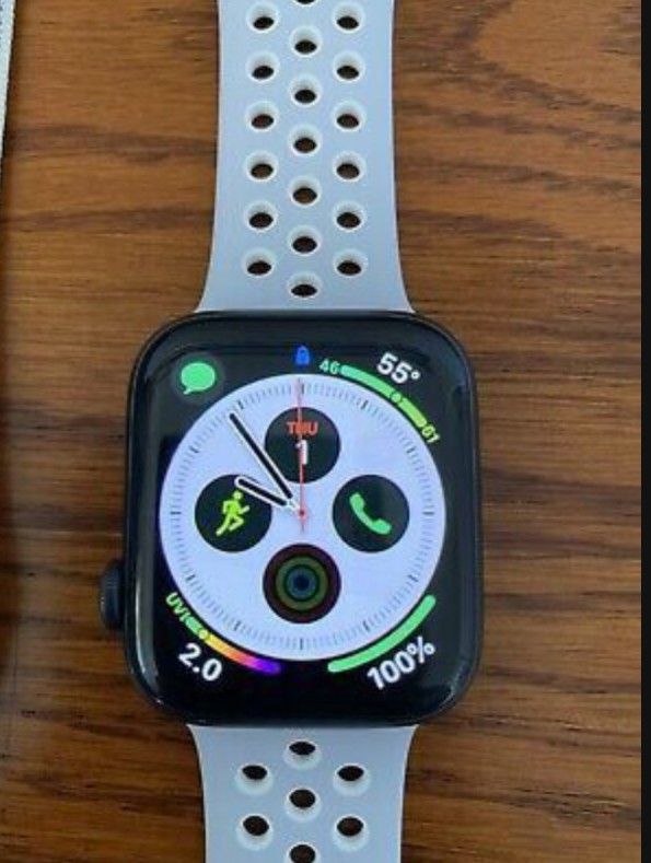 Apple Watch Series 5 Nike 44mm Space Gray Aluminum Case with Anthracite/Black...