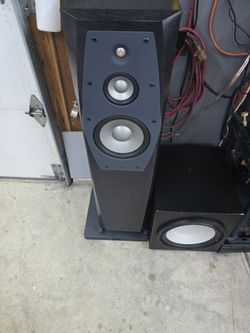 interlude series IL -40 speakers