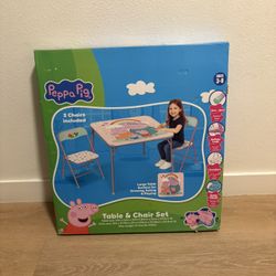 Peppa Pig Table & Chair Set (Brand New)