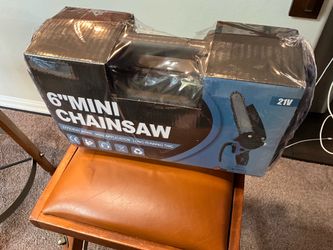 6" Chainsaw with 2 21v batteries!