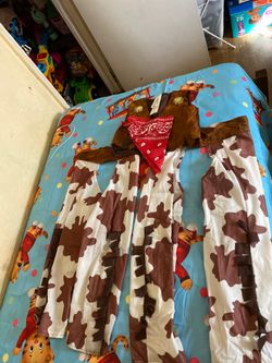 Cow boy or cow girl coustum medium