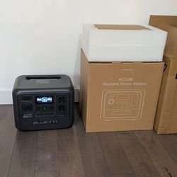 BLUETTI AC50B Portable Power Station, 700W AC, Peak 1000W, Battery Backup 