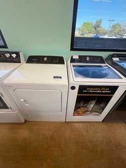 Whilrpool washing machine and gas dryer