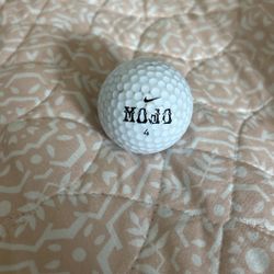 Nike Mojo Golf Ball