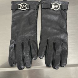 Women’s Leather Gloves 