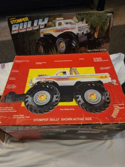 Bully Stomper Schaper Toy Truck 4x4 Vintage