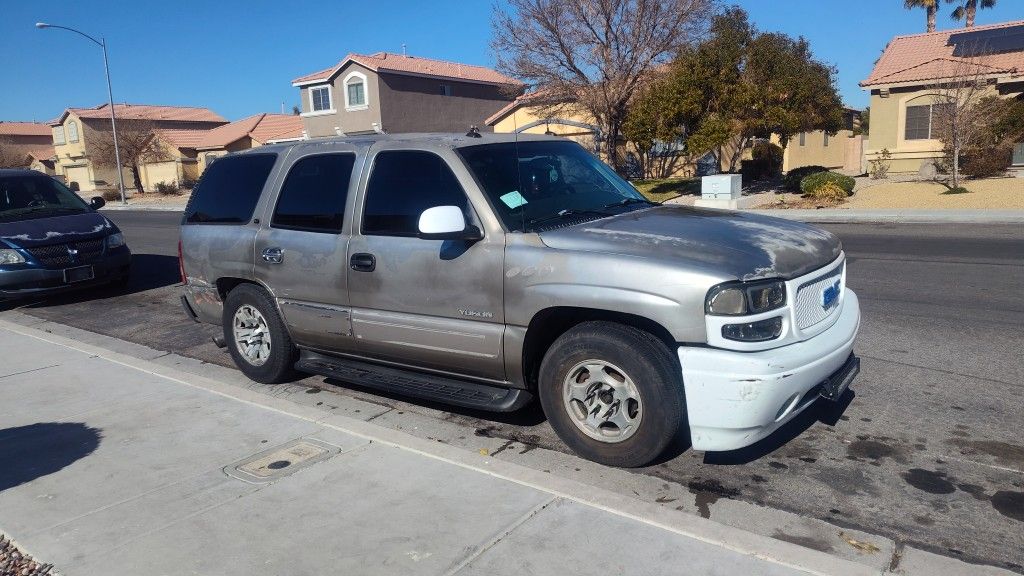 Parts ONLY off 03 Yukon, No Engine or Trans, Good Body and Interior Parts.