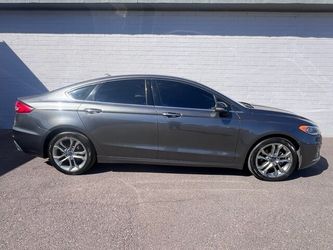 2020 Ford Fusion SEL