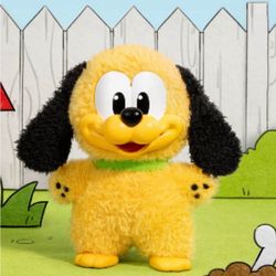 Mickey & Family  ‘Pluto’ 💯 Authentic 