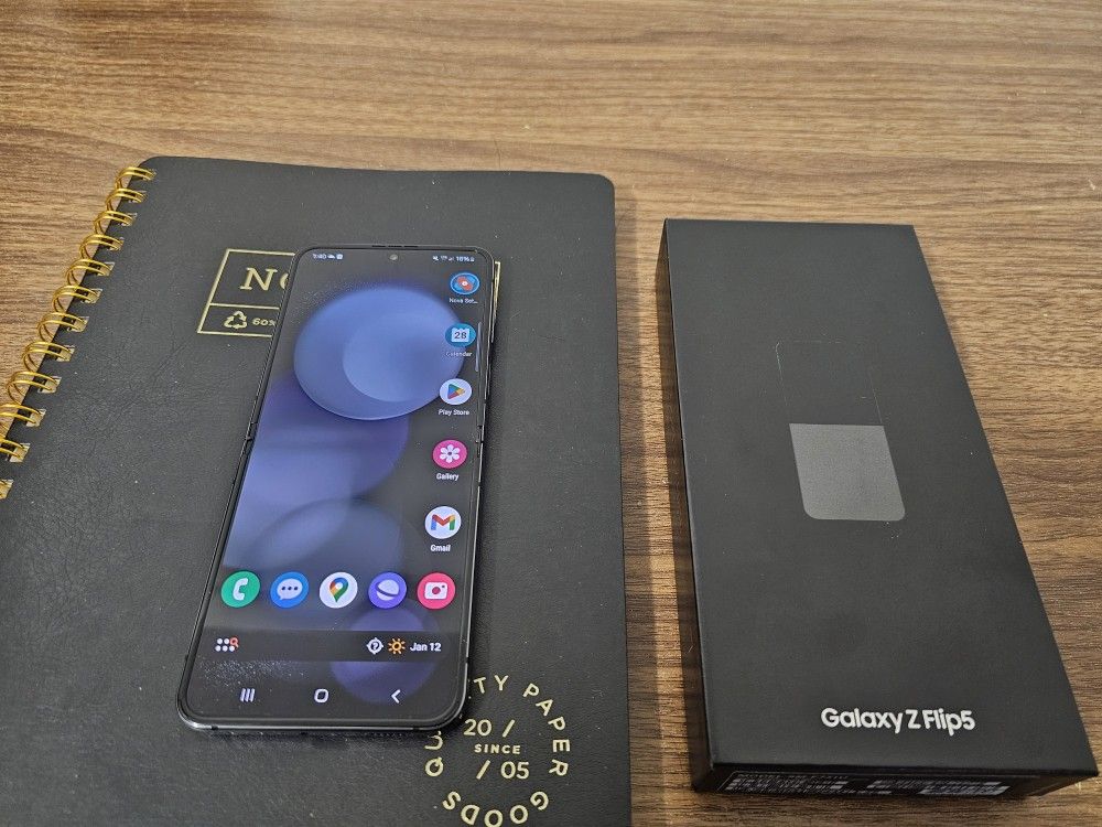 Samsung Galaxy Flip 5