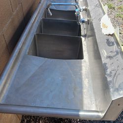 Stainless Steel Large Sink Commercial Size $300 FIRM 