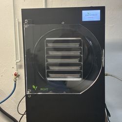 Harvest Right Freeze Dryer