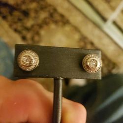 14K YELLOW GOLD AND DIAMOND EARRINGS