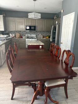 Traditional Cherry Wood Dining Table Set with 5 Chairs