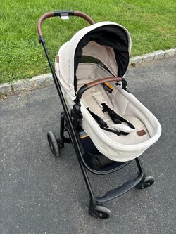 Maxi-Cosi Tayla Baby Stroller with Shade Canopy