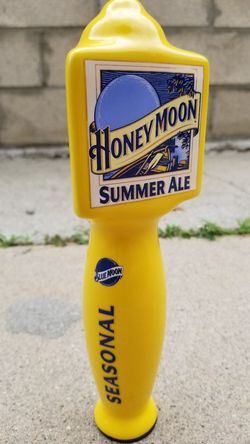 BLUE MOON HONEY MOON SUMMER ALE BEER TAP