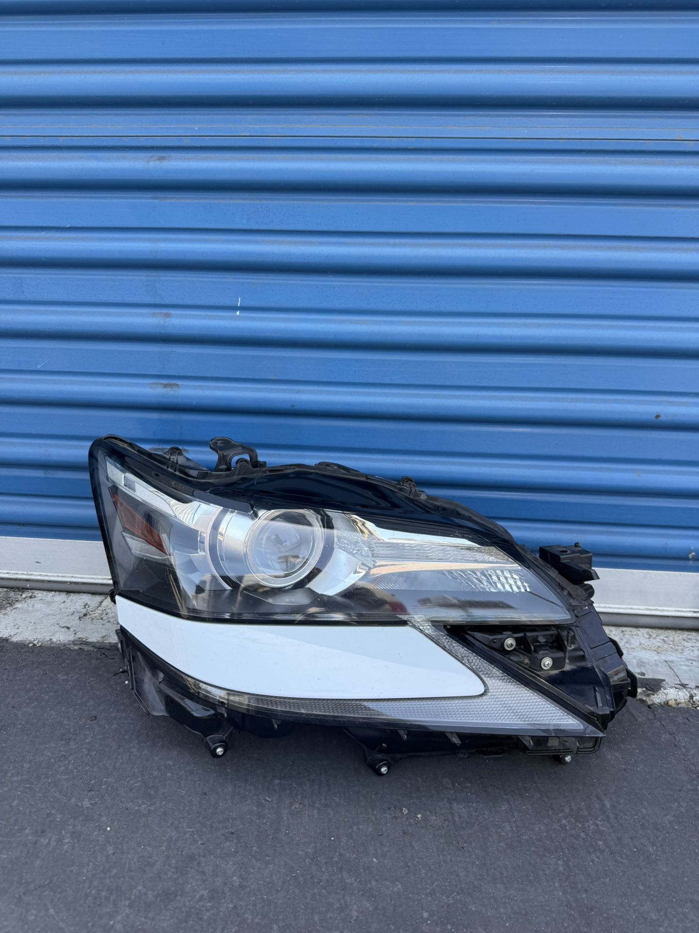 Lexus GS 2016 2017 2018 2019 2020 Right Side LED Headlight OEM