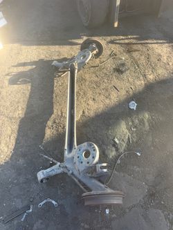 2011 I Toyota Yaris Rear Axle $350