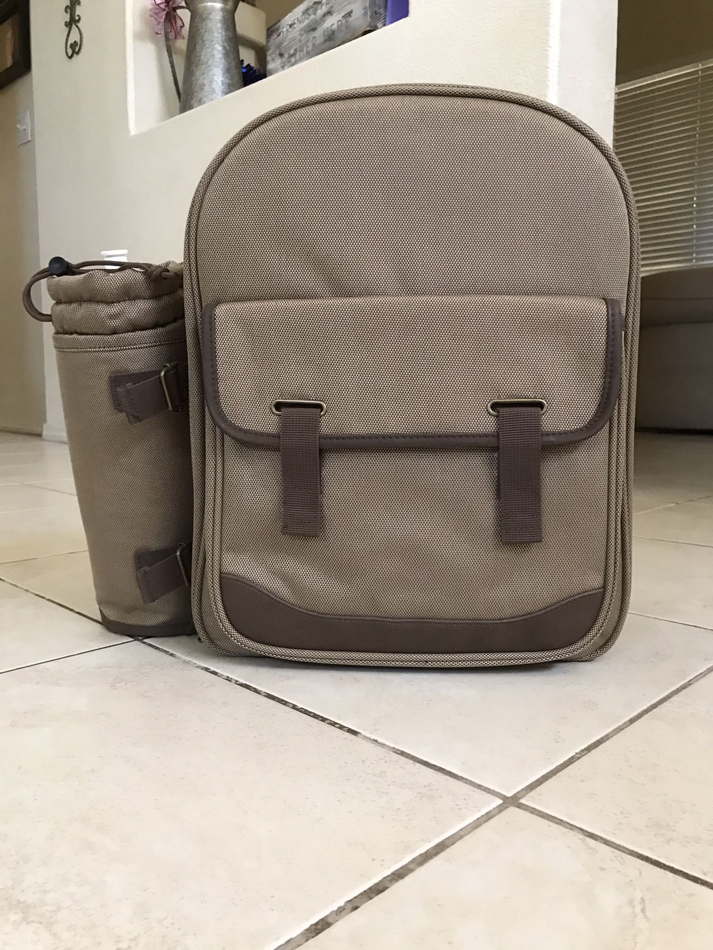Brand new picnic backpack