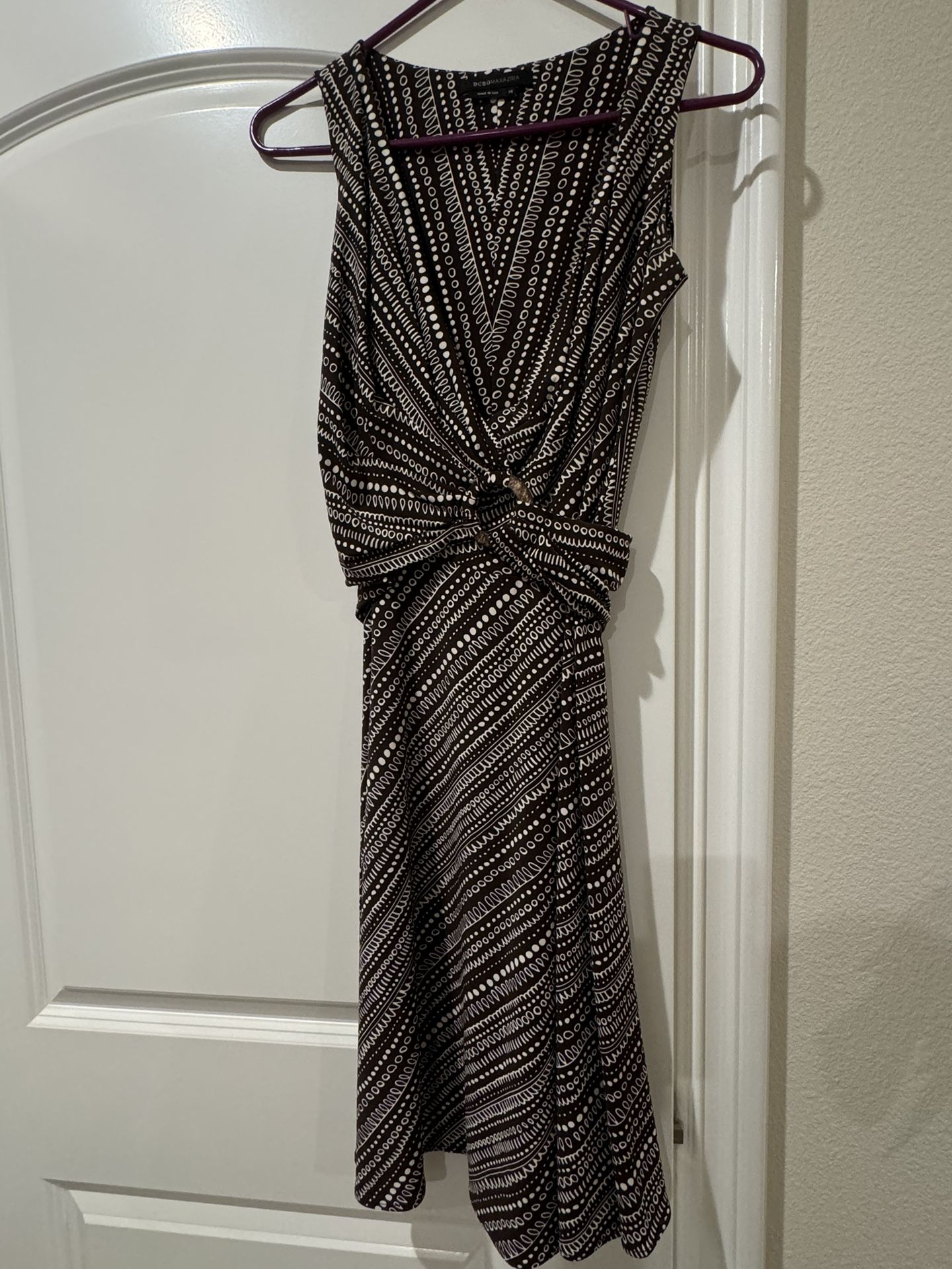BCBG Max Azria Size XS Dress. Worn A Couple Of Times