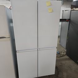 Hisense Counter Depth French Door Bottom Freezer Fridge 