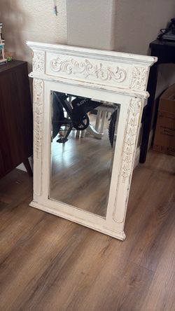 Farm house modern mirror great condition