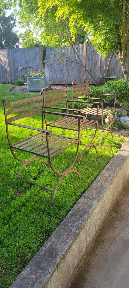 Iron Table & Chairs